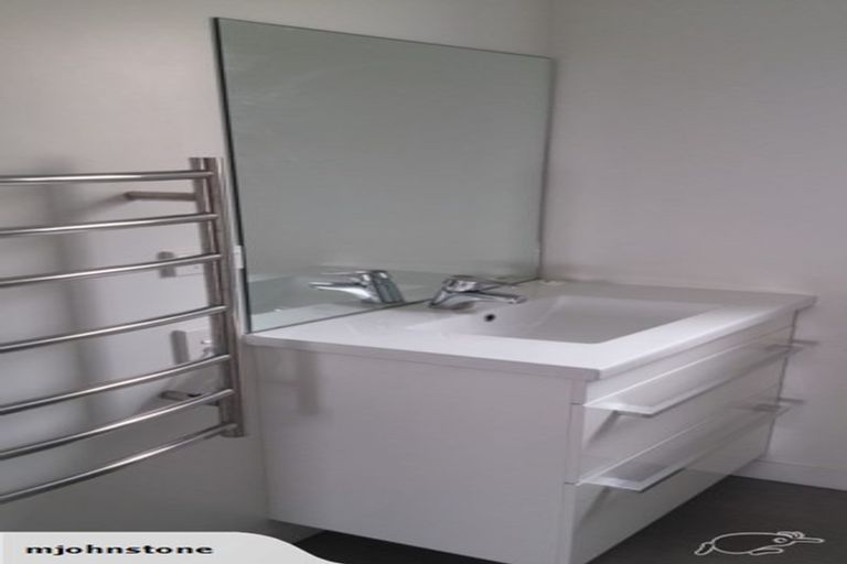 Photo of property in 8/8 Middleton Road, Johnsonville, Wellington, 6037