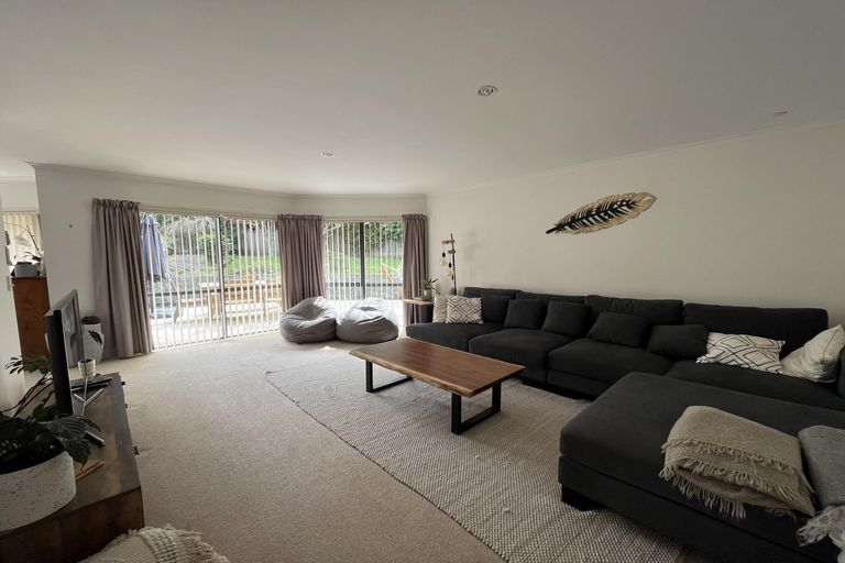 Photo of property in 11 Oakridge Drive, Kerikeri, 0230