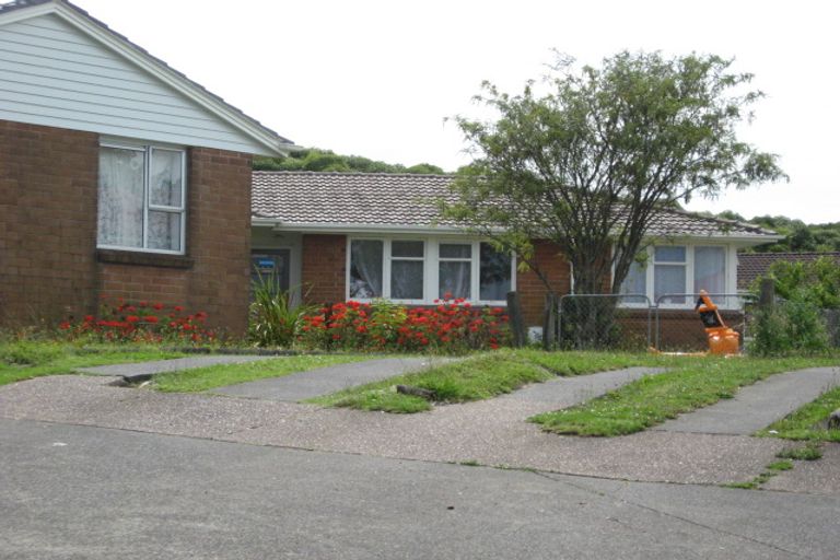 Photo of property in 52 Chingford Close, Mangere, Auckland, 2022