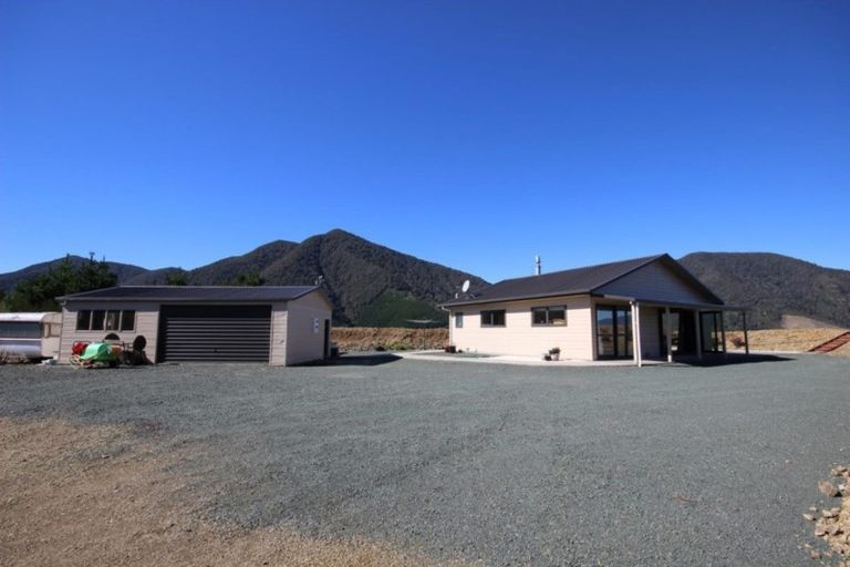 Photo of property in 857 Ronga Road, Rai Valley, 7194