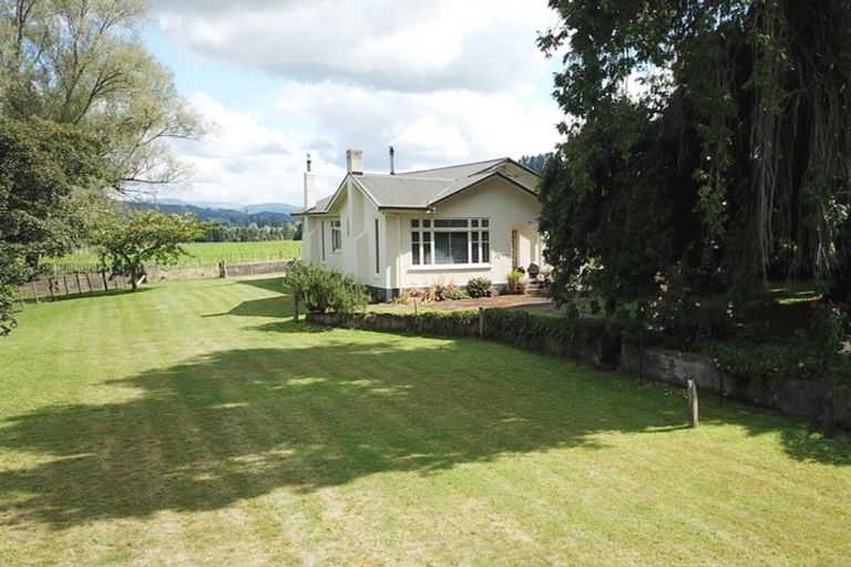 Photo of property in 1091 Torere Road, Taoroa Junction, Taihape, 4793