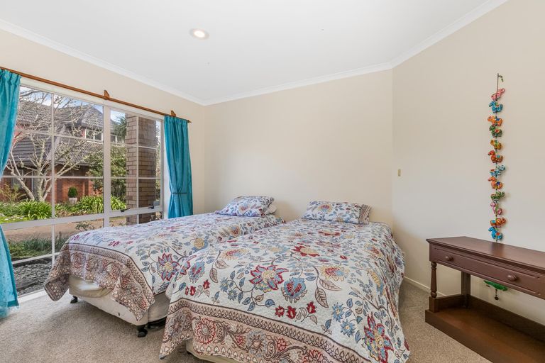 Photo of property in 54 Charles Prevost Drive, The Gardens, Auckland, 2105