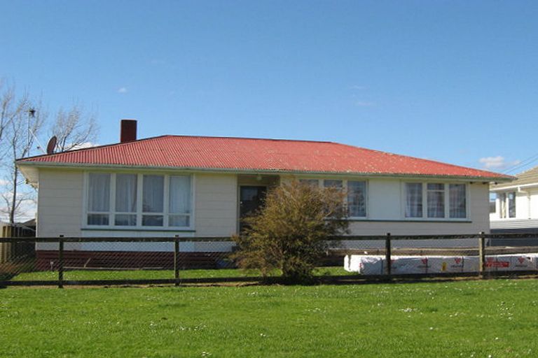 Photo of property in 83 Grey Street, Shannon, 4821