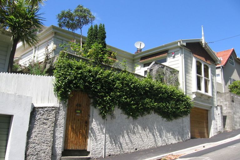 Photo of property in 43 Bidwill Street, Mount Cook, Wellington, 6021