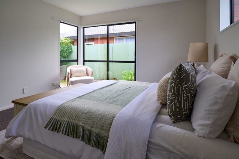 Photo of property in 22a Dunedin Street, Redwood, Christchurch, 8051