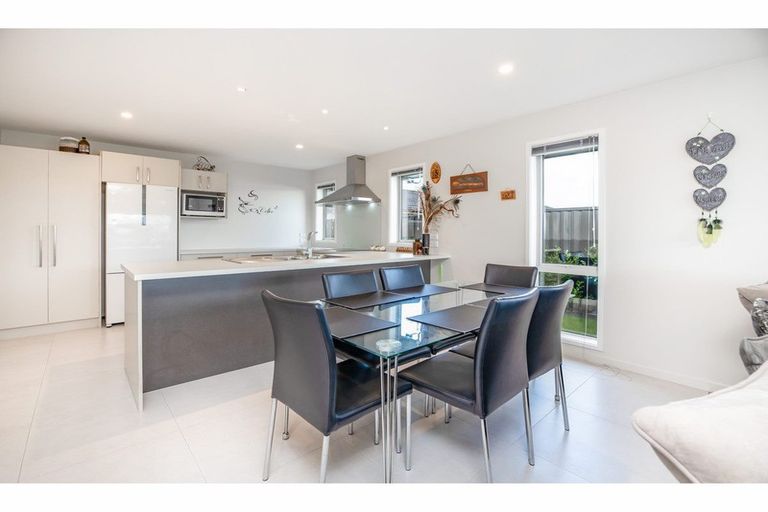 Photo of property in 19 Heney Street, Kaiapoi, 7630