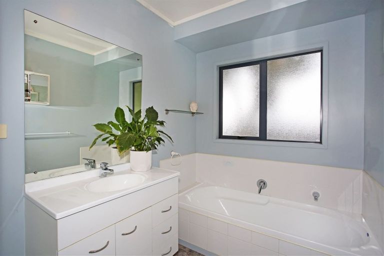 Photo of property in 88a Helvetia Road, Pukekohe, 2120