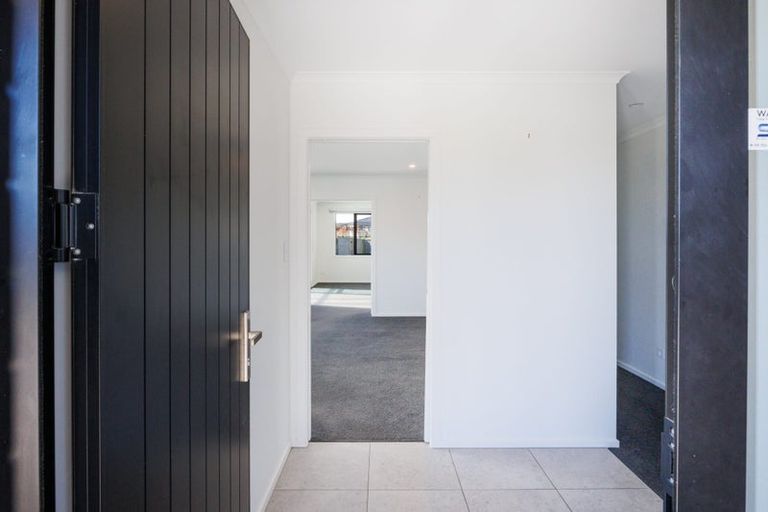 Photo of property in 26 Sardinia Grove, Fitzherbert, Palmerston North, 4410