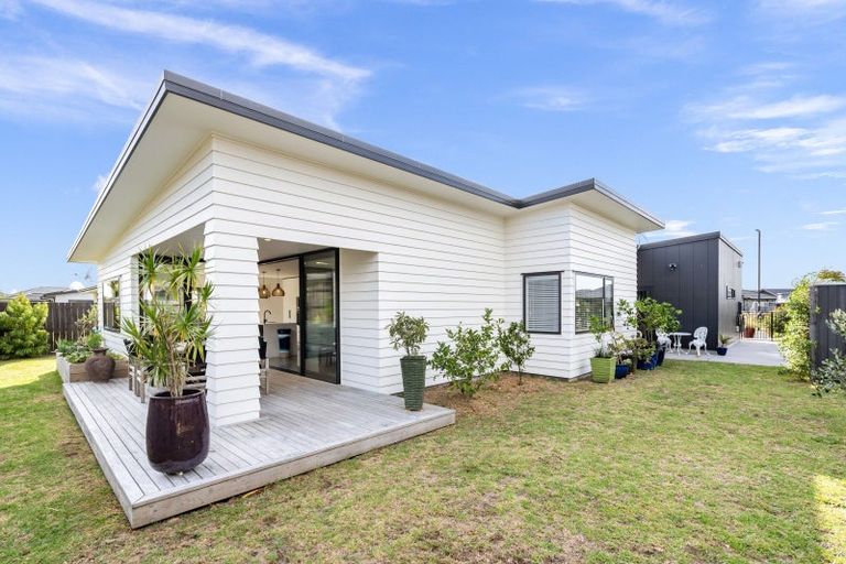 Photo of property in 7 Olney Court, One Tree Point, 0118