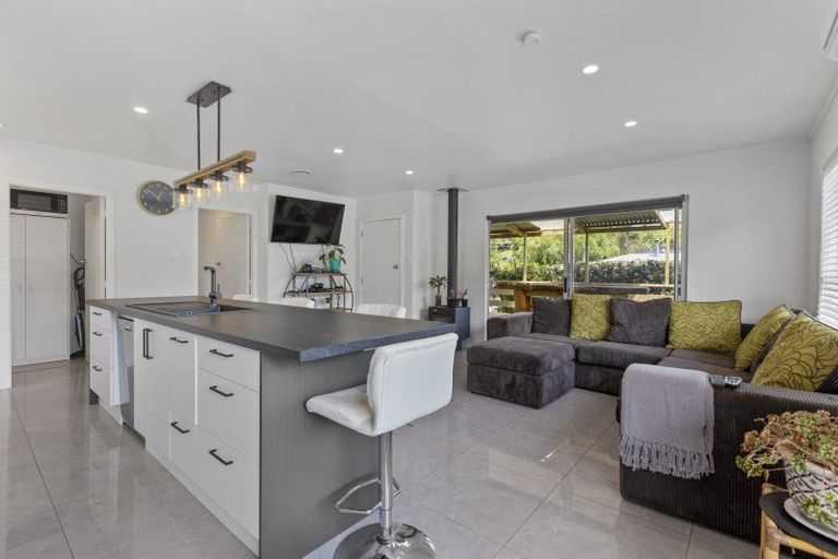 Photo of property in 1 Ross Place, Blagdon, New Plymouth, 4310