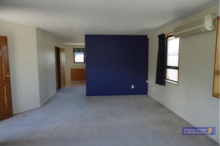 Photo of property in 2/119 Peverel Street, Riccarton, Christchurch, 8041