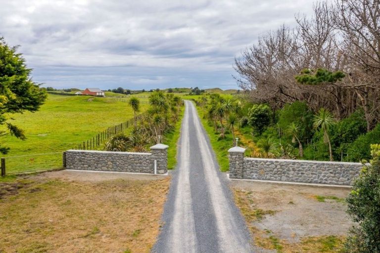 Photo of property in 276 Te Hapua Road, Te Horo, Otaki, 5581
