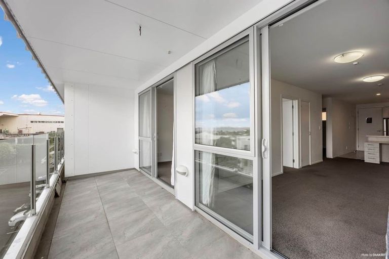 Photo of property in 319/17 Link Crescent, Stanmore Bay, Whangaparaoa, 0932