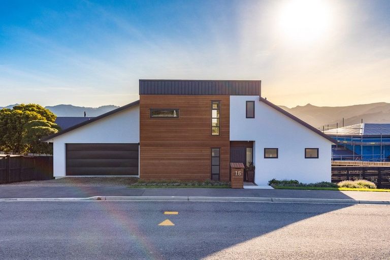 Photo of property in 16 Muriwai Drive, Diamond Harbour, Lyttelton, 8971