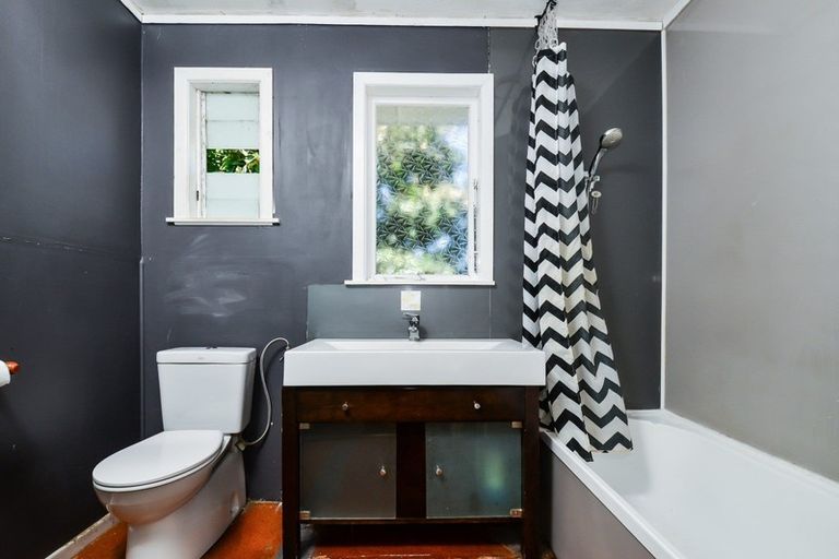 Photo of property in 17 Lilac Street, Melville, Hamilton, 3206