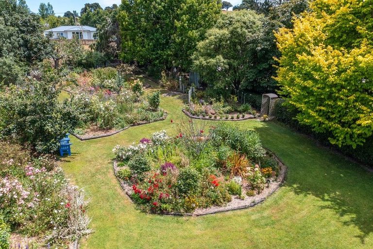 Photo of property in 1091 Halcombe Road, Halcombe, Feilding, 4779