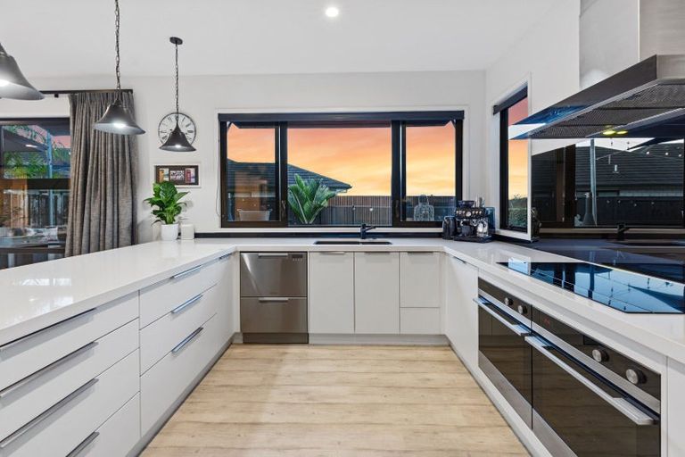 Photo of property in 6 Omapere Lane, Pyes Pa, Tauranga, 3112