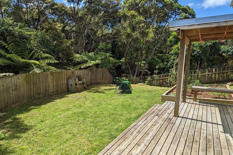 Photo of property in 69 Lynn Road, Bayview, Auckland, 0629