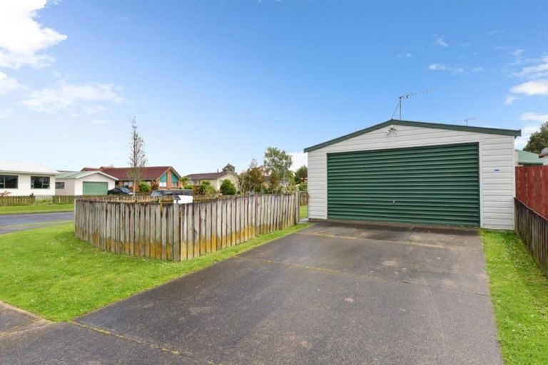 Photo of property in 1 Penney Green, Nawton, Hamilton, 3200