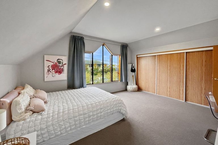 Photo of property in 3 Ryeland Avenue, Ilam, Christchurch, 8041