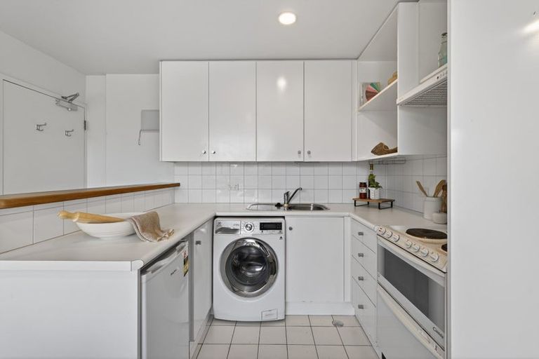 Photo of property in 9/15 Peterborough Street, Christchurch Central, Christchurch, 8013