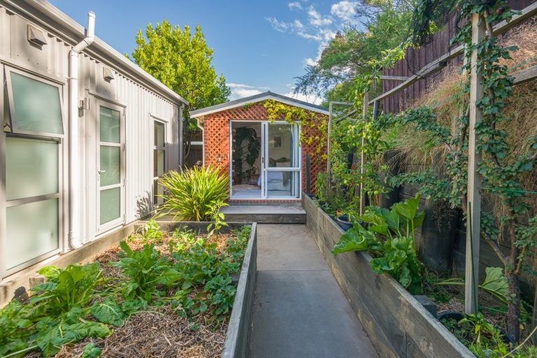 Photo of property in 37 Bishopsworth Street, Hillsborough, Christchurch, 8022