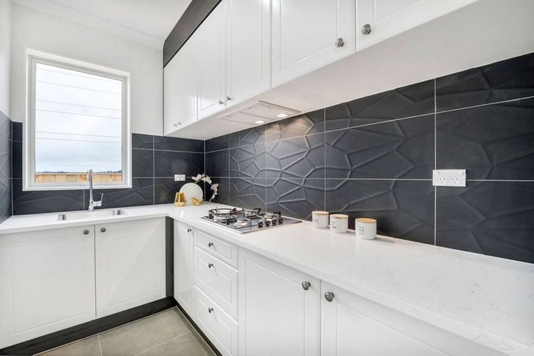 Photo of property in 50 Tir Conaill Avenue, Flat Bush, Auckland, 2019