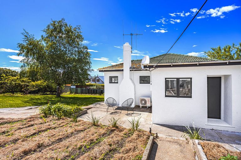 Photo of property in 16a Clyde Street, Oamaru North, Oamaru, 9400