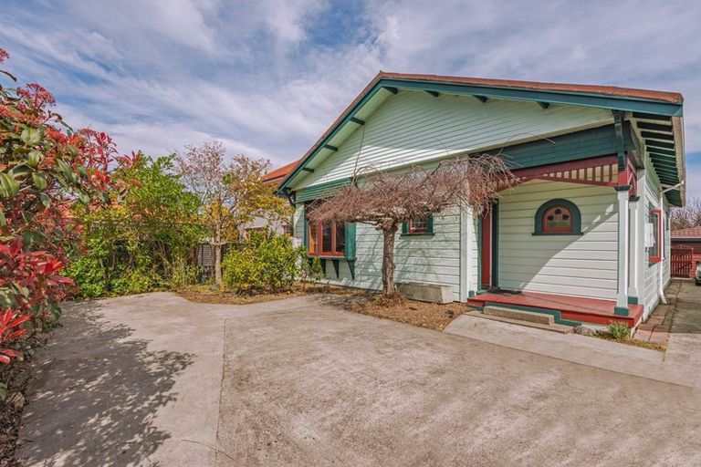 Photo of property in 298 Ruahine Street, Terrace End, Palmerston North, 4410