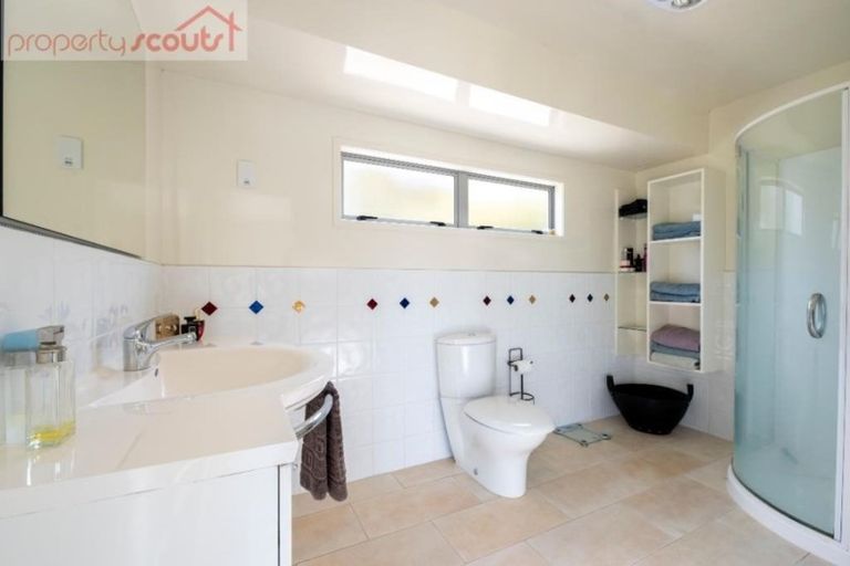 Photo of property in 16 Kennedy Street, Opua, 0200