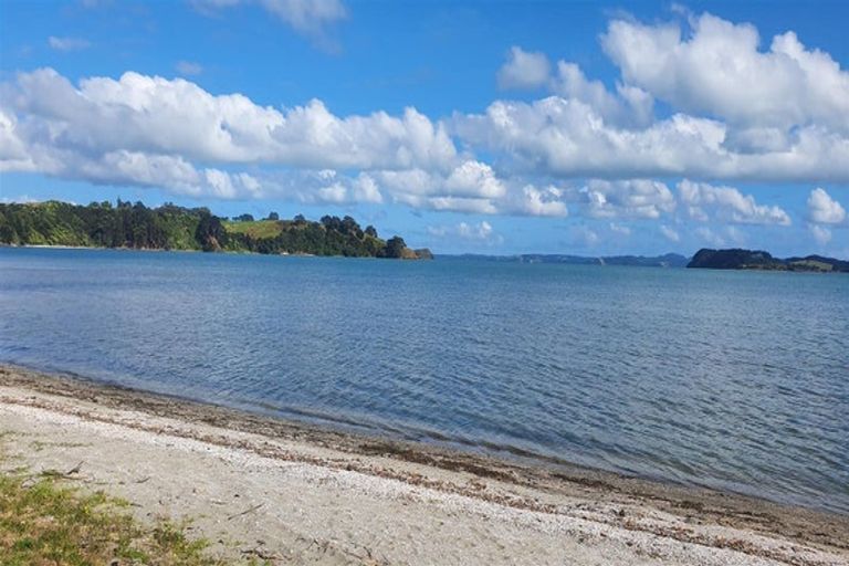 Photo of property in 25 Ferndale Drive, Kawakawa Bay, 2585