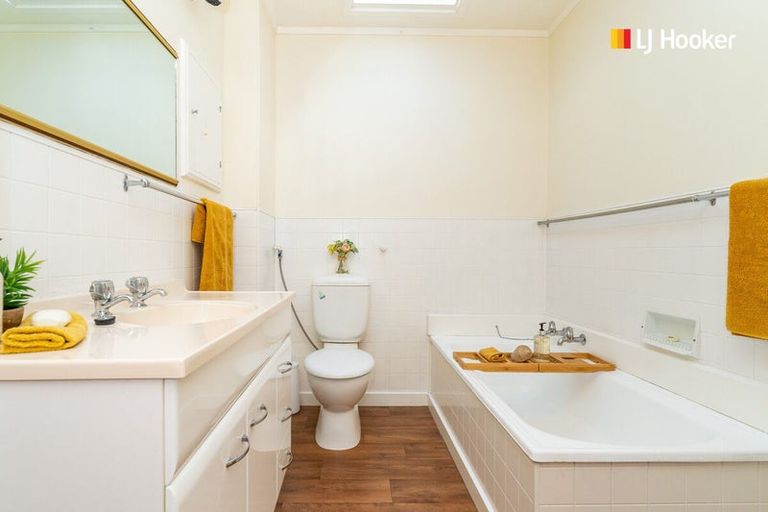 Photo of property in 2 Mccrea Street, Mornington, Dunedin, 9011