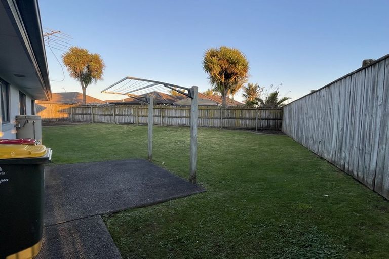 Photo of property in 9 Anrath Close, East Tamaki, Auckland, 2016