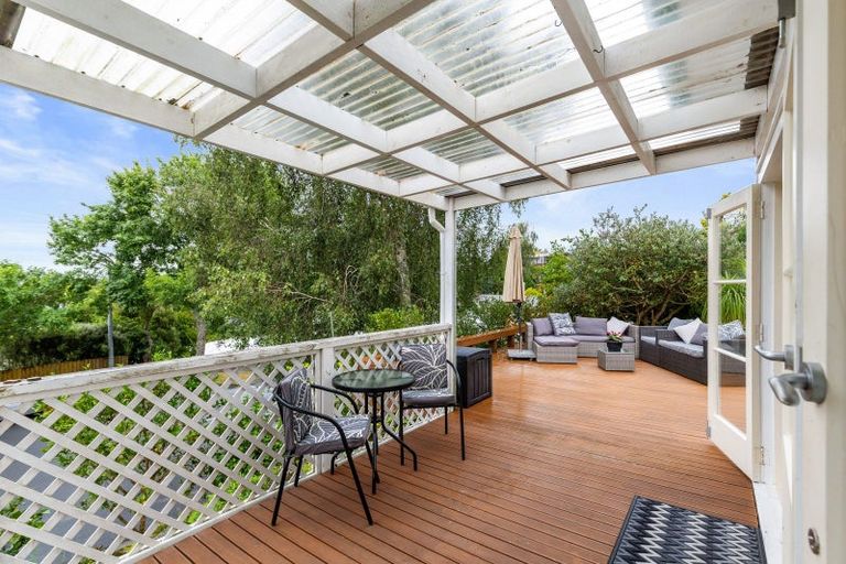 Photo of property in 24 Sutton Crescent, Hillcrest, Hamilton, 3216