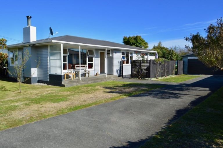 Photo of property in 25 Lemon Street, Otaki, 5512