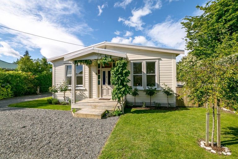 Photo of property in 15 Howard Street, Carterton, 5713