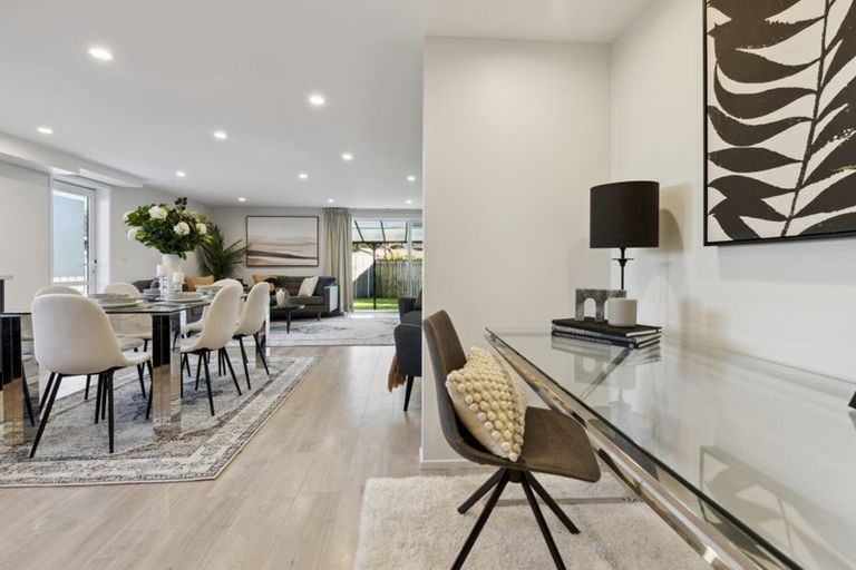 Photo of property in 68 Grove Road, Papakura, 2110