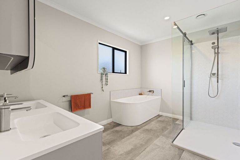 Photo of property in 4 Jane Deans Close, Riccarton, Christchurch, 8011