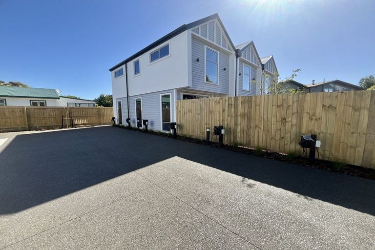 Photo of property in 7/17 Highsted Road, Bishopdale, Christchurch, 8053