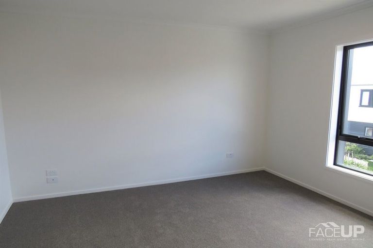 Photo of property in 15 David Carnegie Road, Hobsonville, Auckland, 0616