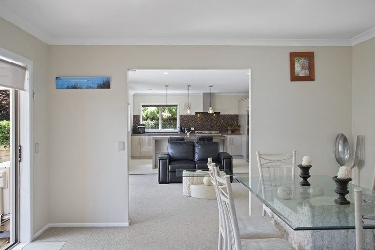 Photo of property in 17 Arthur Carwen Place, Pukekohe, 2120