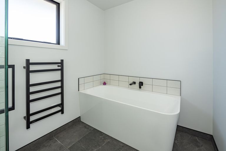 Photo of property in 47c Weston Road, Waiareka Junction, Oamaru, 9401