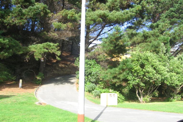 Photo of property in 16 Papakowhai Road, Papakowhai, Porirua, 5024