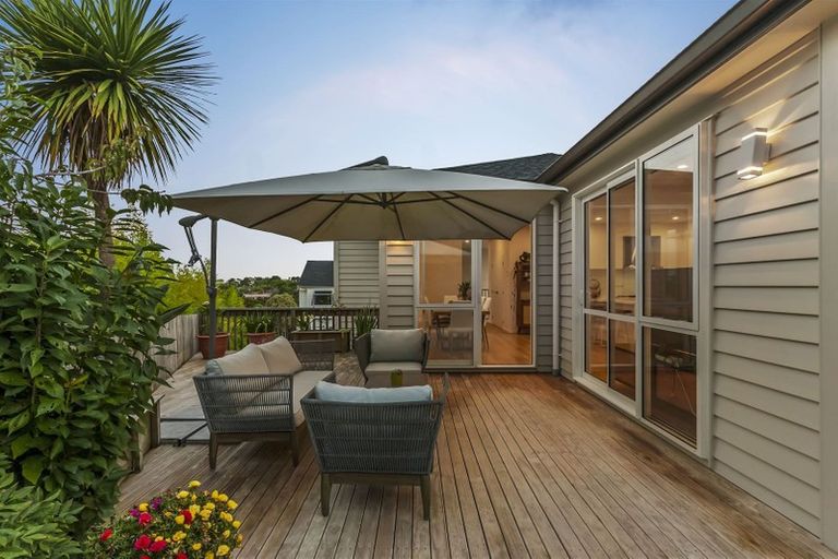 Photo of property in 19a Flavia Close, Torbay, Auckland, 0630