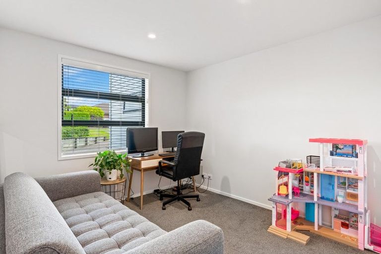 Photo of property in 23 Josh Road, Huapai, Kumeu, 0810