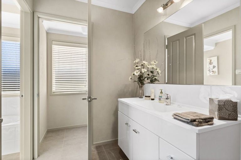 Photo of property in 44 Gibson Place, Papamoa Beach, Papamoa, 3118