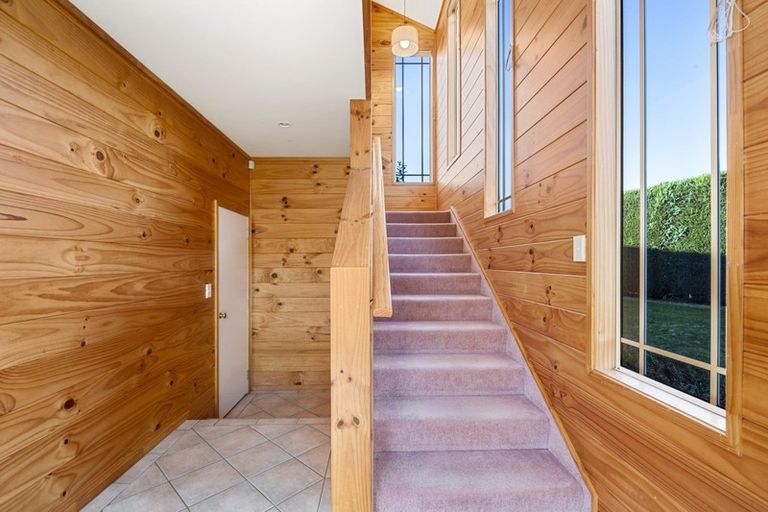 Photo of property in 31 Angela Place, Kinloch, Taupo, 3377