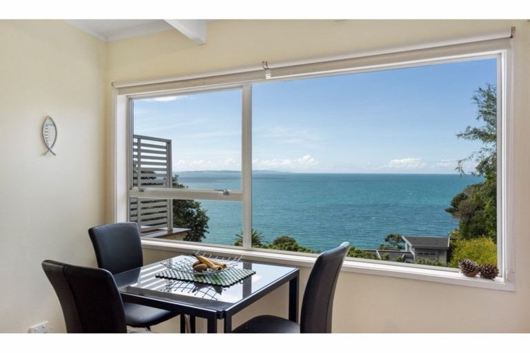 Photo of property in 25 Duncansby Road, Stanmore Bay, Whangaparaoa, 0932