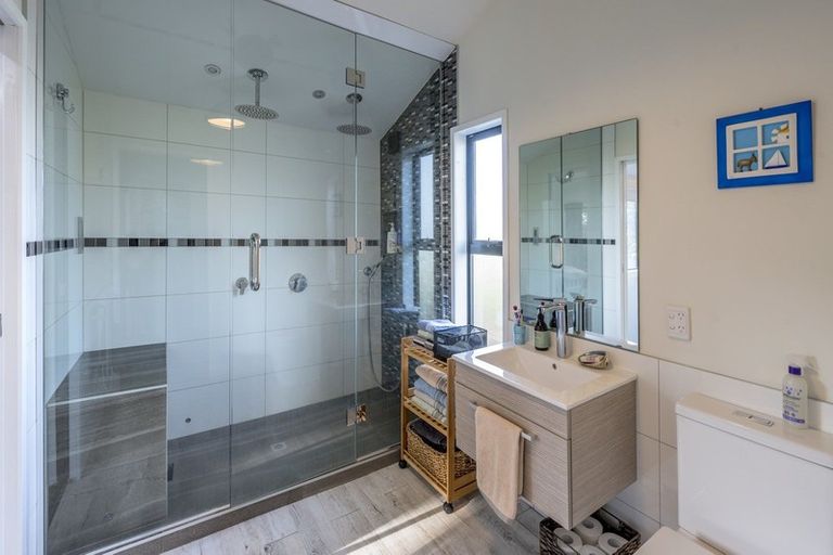 Photo of property in 2 The Avenue, Otaki Beach, Otaki, 5512