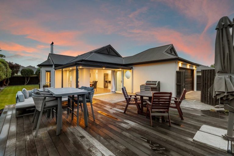 Photo of property in 14 Elmslie Grove, Halswell, Christchurch, 8025